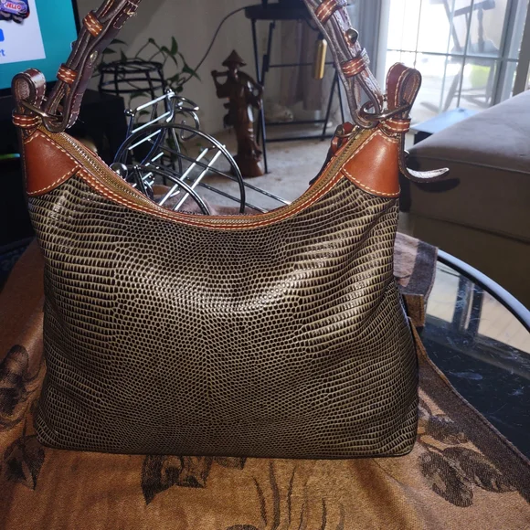 Dooney & Bourke Textured Brown and Black Shoulder Bag - Picture 3 of 12